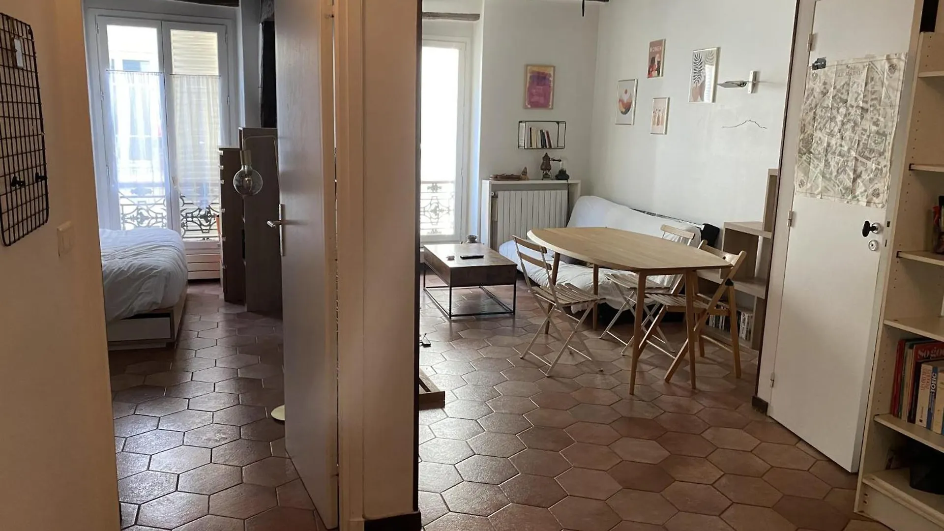 Lovely Love Nest In The Marais Paris Apartment