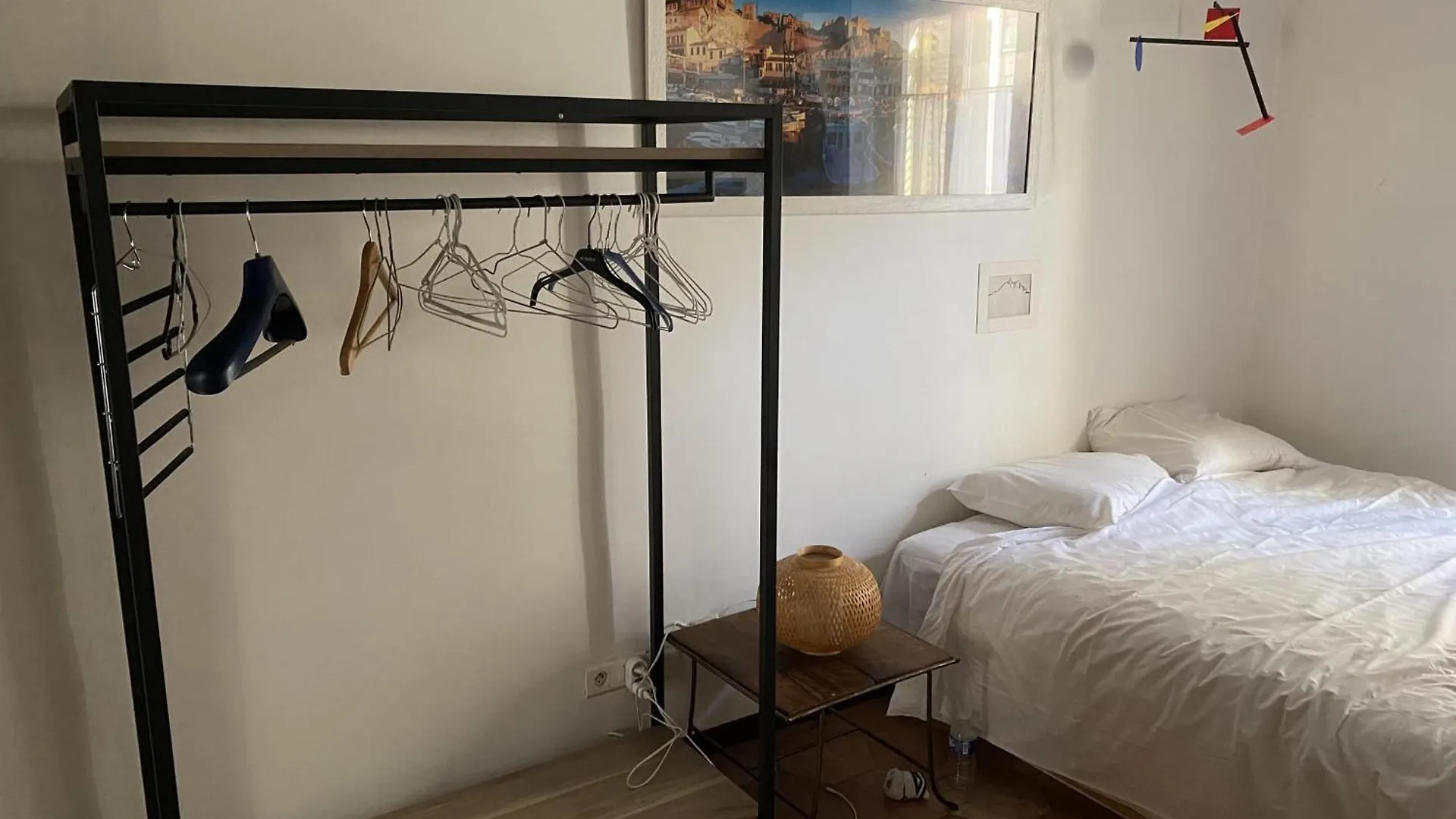 Lovely Love Nest In The Marais Paris